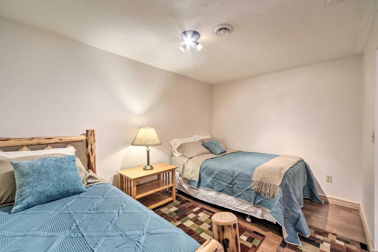 Scenic Hayward Lake View Retreat With Fire Pit Esterno foto