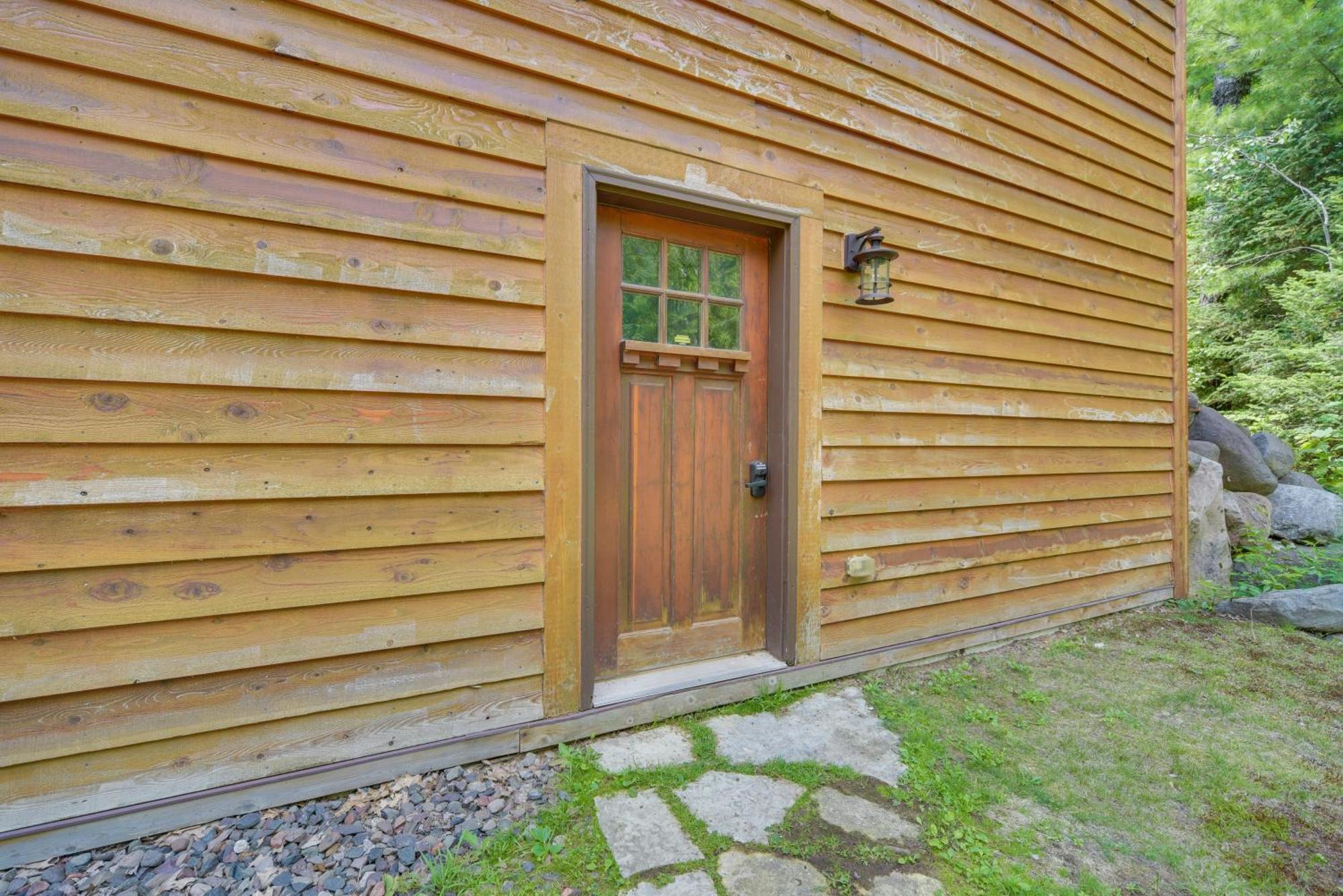 Scenic Hayward Lake View Retreat With Fire Pit Esterno foto