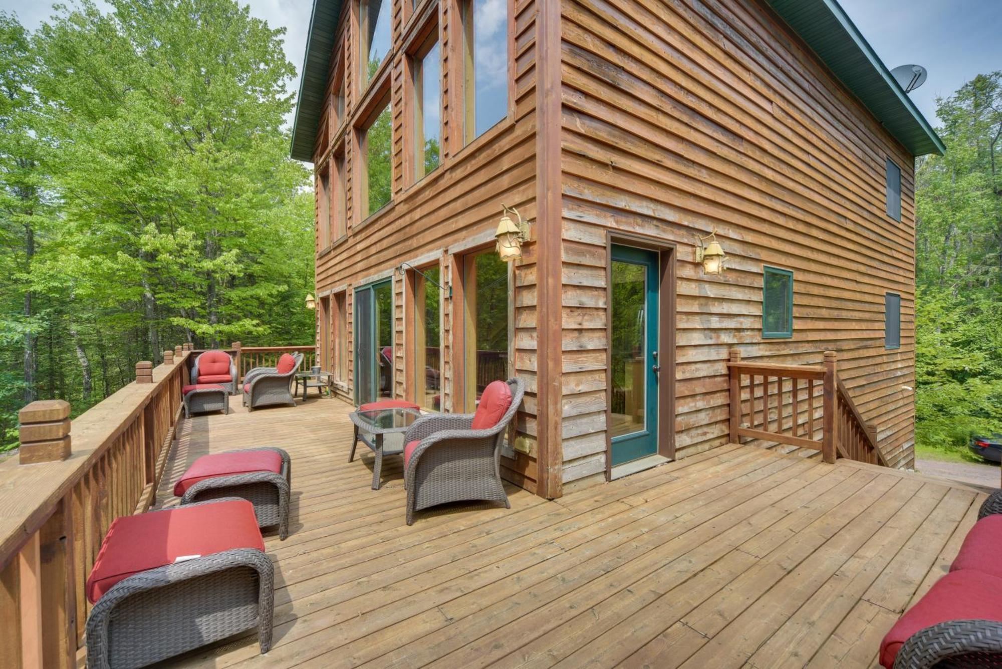 Scenic Hayward Lake View Retreat With Fire Pit Esterno foto