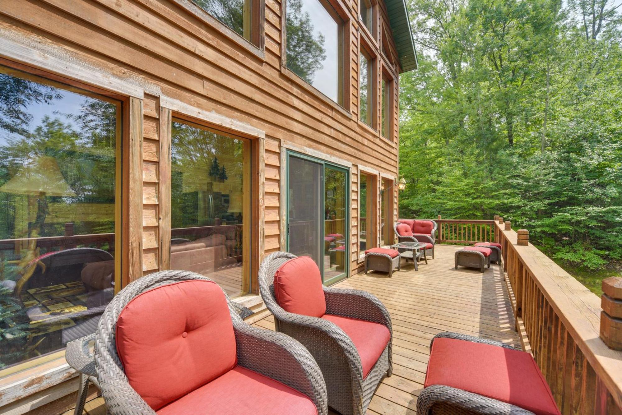 Scenic Hayward Lake View Retreat With Fire Pit Esterno foto